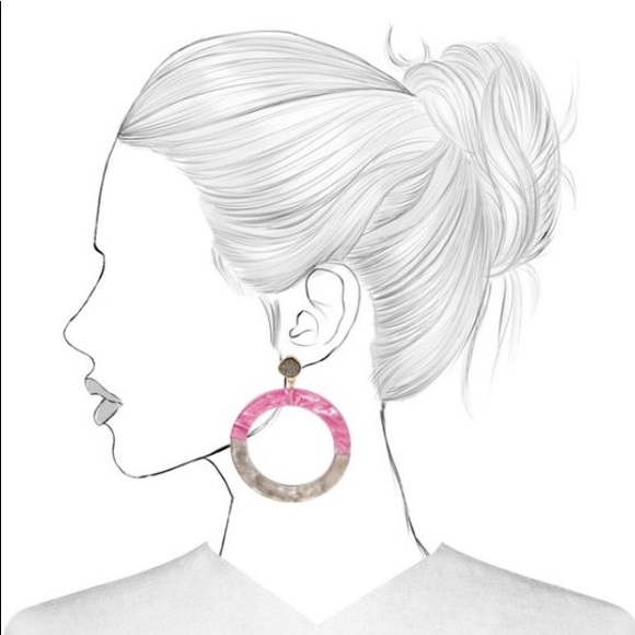 CLEARANCE!💋FINAL PRICE 🎉SUGARFIX hoop earring - Picture 2 of 5
